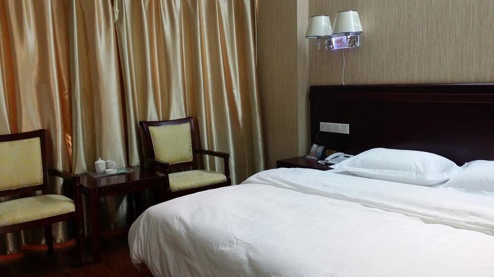 Kunming Liheng Hotel Bagian luar foto
